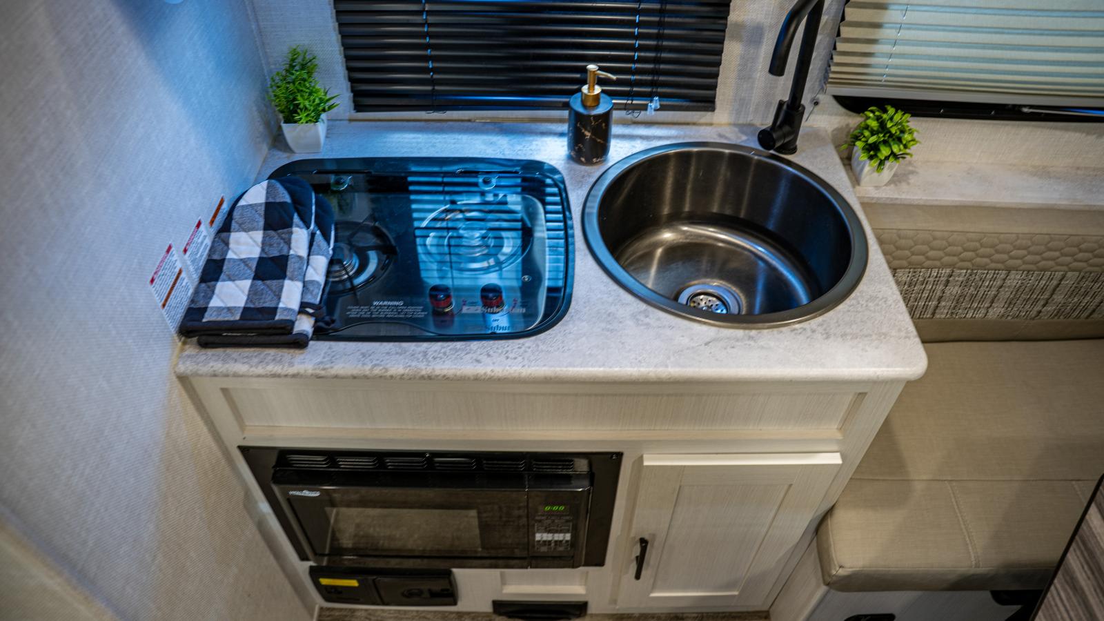 R-POD RP153 - VR Club Direct